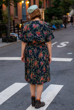 Load image into Gallery viewer, Dress (Vintage Leslie Fay)
